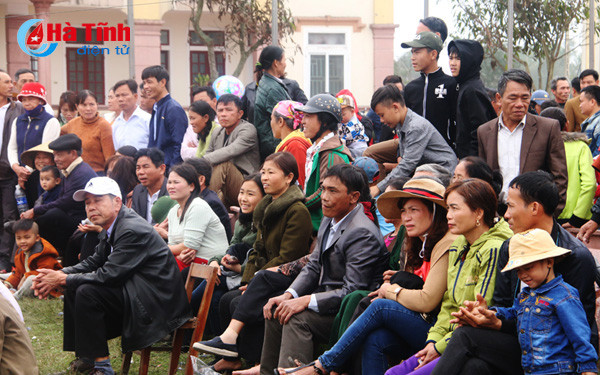 cac dia phuong ha tinh soi noi thi dau the thao mung xuan moi