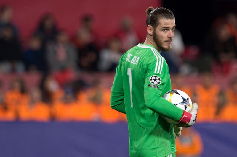 xem lai nhung pha cuu thua ngoan muc cua de gea truoc sevilla