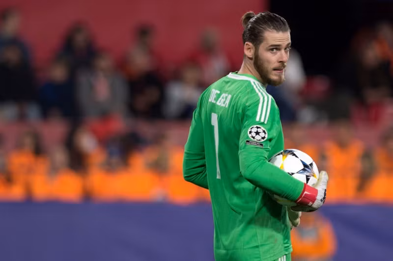 xem lai nhung pha cuu thua ngoan muc cua de gea truoc sevilla