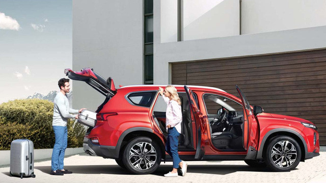 chi tiet hyundai santa fe the he moi truoc gio ra mat toan cau