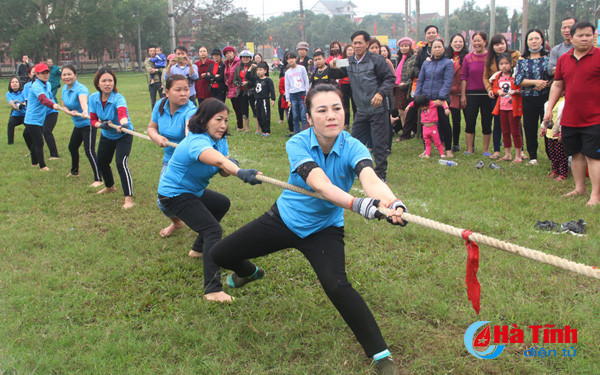 cac dia phuong ha tinh soi noi thi dau the thao mung xuan moi