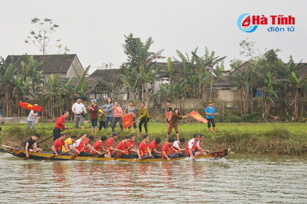 soi noi le hoi dua thuyen truyen thong phuong trung luong