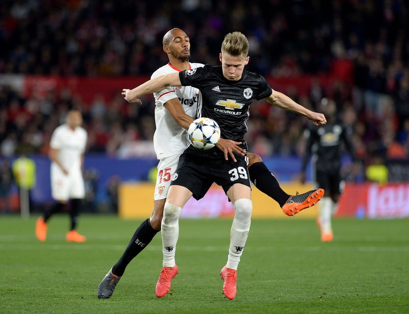 xem lai nhung pha cuu thua ngoan muc cua de gea truoc sevilla