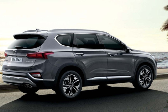 chi tiet hyundai santa fe the he moi truoc gio ra mat toan cau