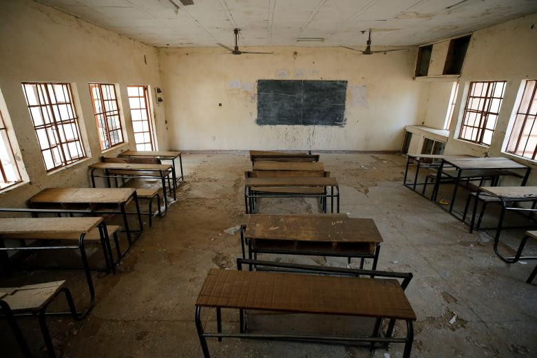 ben trong truong hoc noi boko haram bat coc 76 nu sinh o nigeria