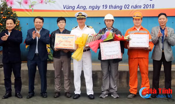 ha tinh luon dong hanh ho tro dn phat trien trong kkt vung ang