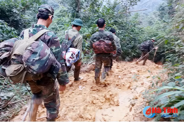 gian nan chuyen giu rung ngay tet