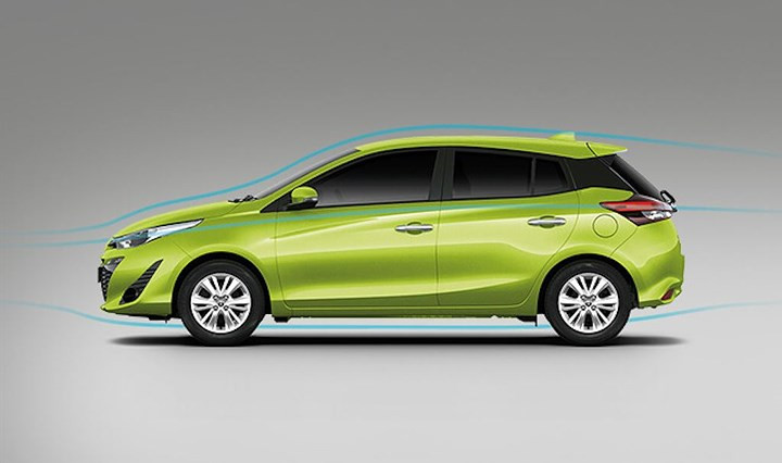 can canh toyota yaris moi ra mat gia chi tu 374 7 trieu dong