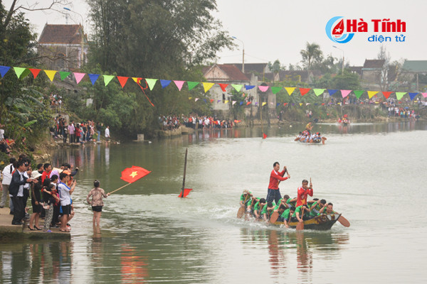 soi noi le hoi dua thuyen truyen thong phuong trung luong