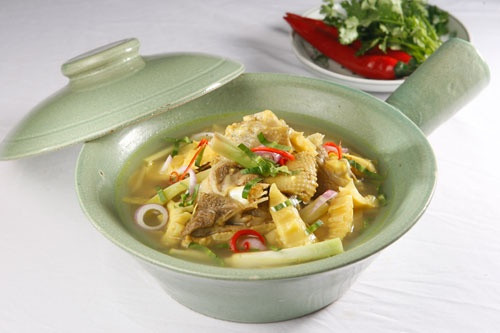 thuong thuc mon vit nau mang cay la vi