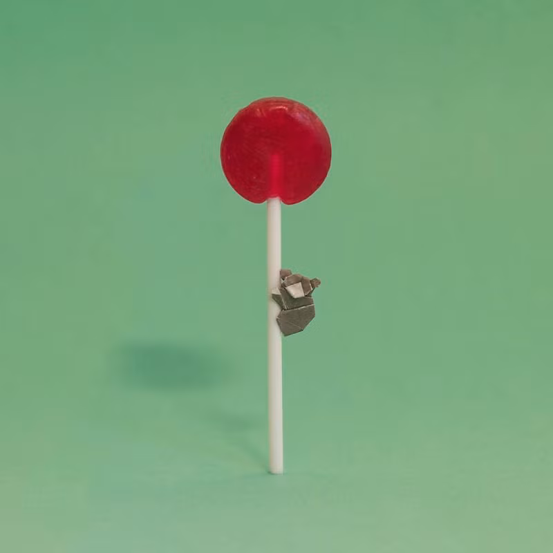 chang trai dam me gap giay origami moi ngay