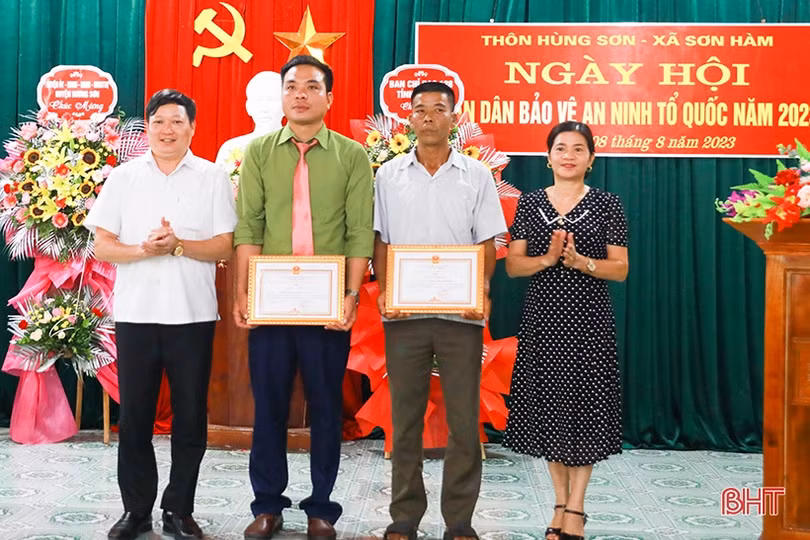 Hương Sơn tổ chức điểm “Ngày hội toàn dân bảo vệ an ninh Tổ quốc”