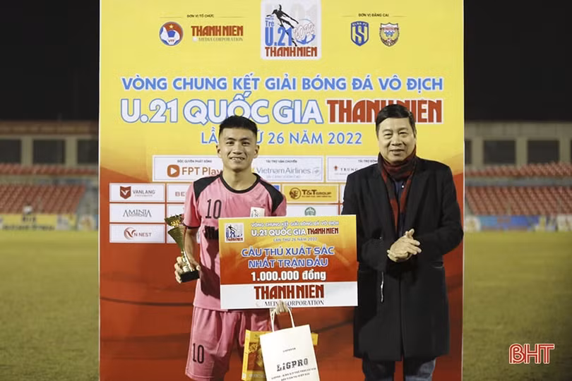Khát khao khoác áo đội bóng núi Hồng của tiền đạo trẻ quê Hà Tĩnh