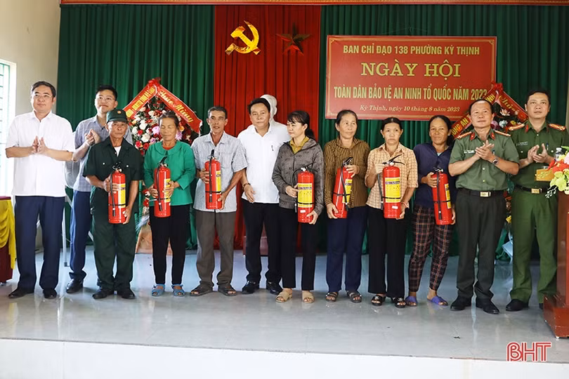 Tổ chức điểm “Ngày hội bảo vệ an ninh Tổ quốc” tại TX Kỳ Anh
