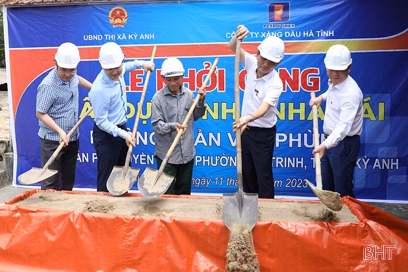 Công ty Xăng dầu Hà Tĩnh hỗ trợ 5 nhà ở cho hộ nghèo TX Kỳ Anh