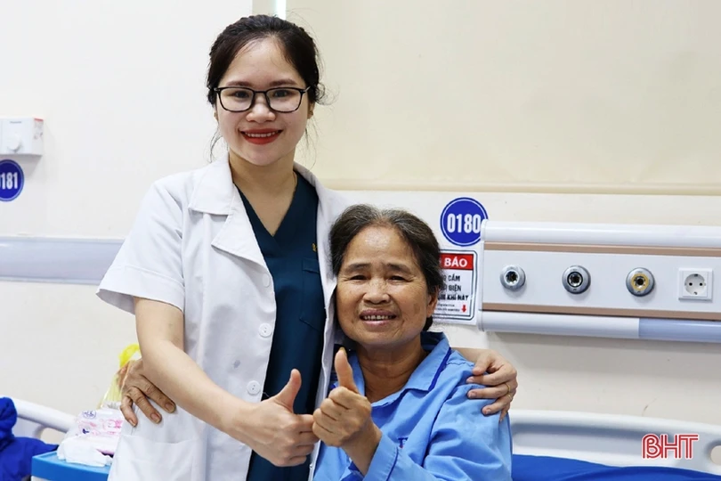 Người bệnh là trung tâm phục vụ của Bệnh viện Đa khoa TTH Hà Tĩnh