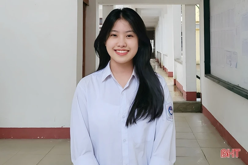 6 học sinh cùng lớp đạt IELTS 6.5 trở lên ngay lần thi đầu tiên