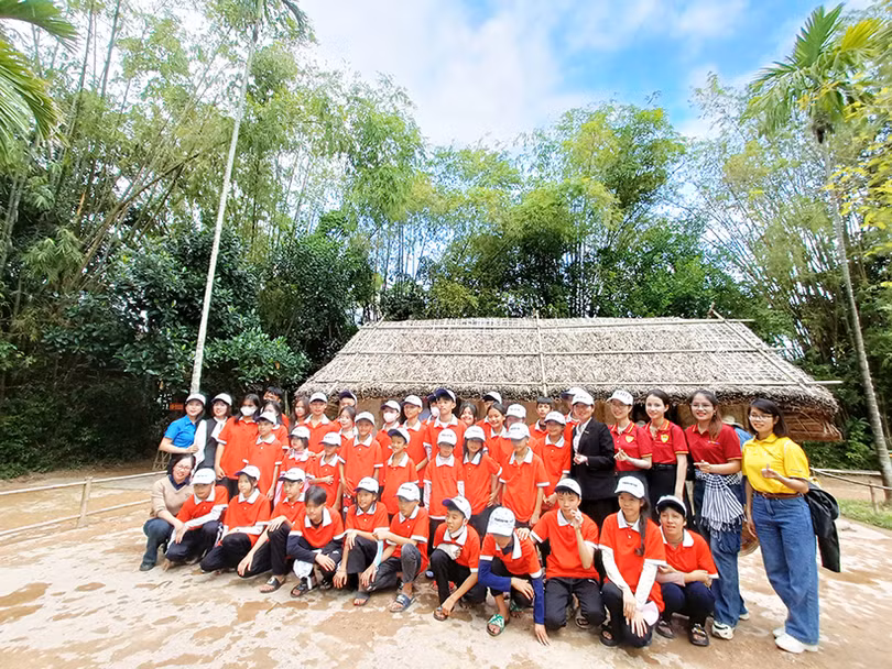 Mang yêu thương đến trẻ em Làng SOS Hà Tĩnh