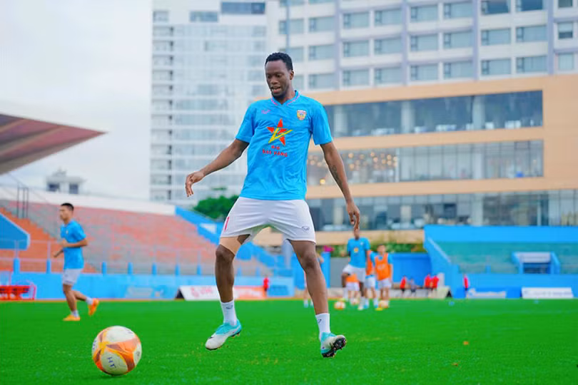 Vòng 1 Cúp Quốc gia Hà Tĩnh vs Khánh Hòa: Ngoại binh Diallo trở lại?