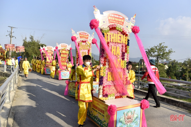 Long trọng lễ cung rước quan Hoàng Mười vân du