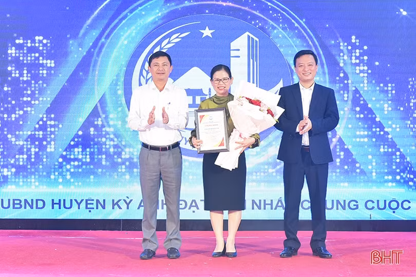 Khai mạc Hội chợ triển lãm công nghệ số Hà Tĩnh năm 2023