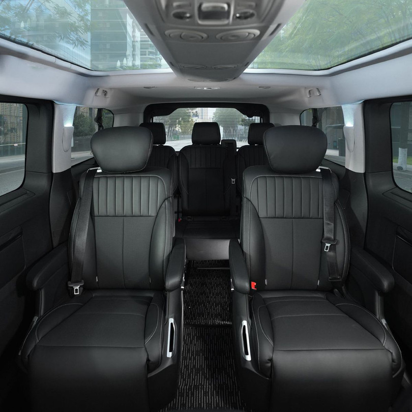 Peugeot Traveller: Nâng tầm trải nghiệm với sự tiện nghi và công nghệ vượt trội