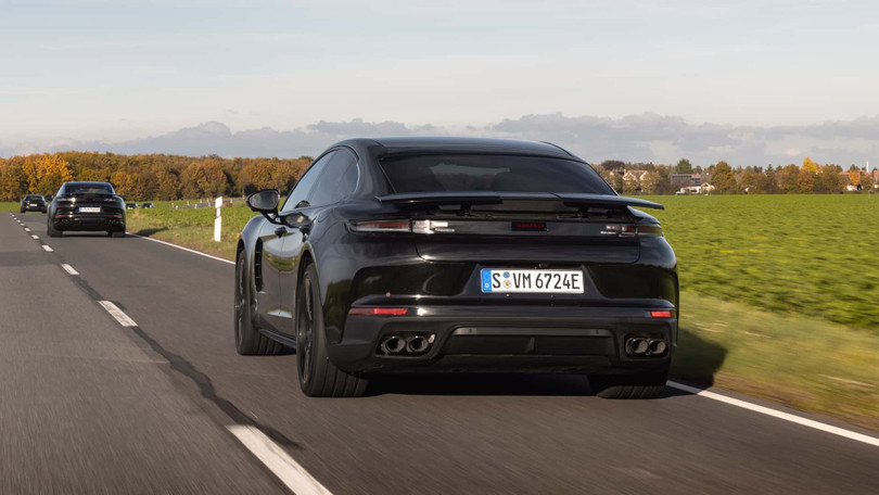 Porsche Panamera 2024 ra mắt