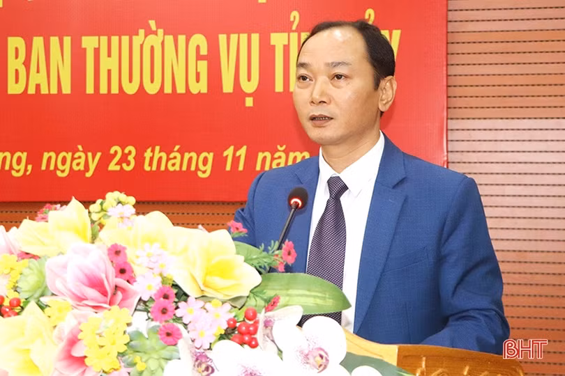 Xây dựng kế hoạch thực hiện nghị quyết cấp trên phù hợp với thực tế Vũ Quang