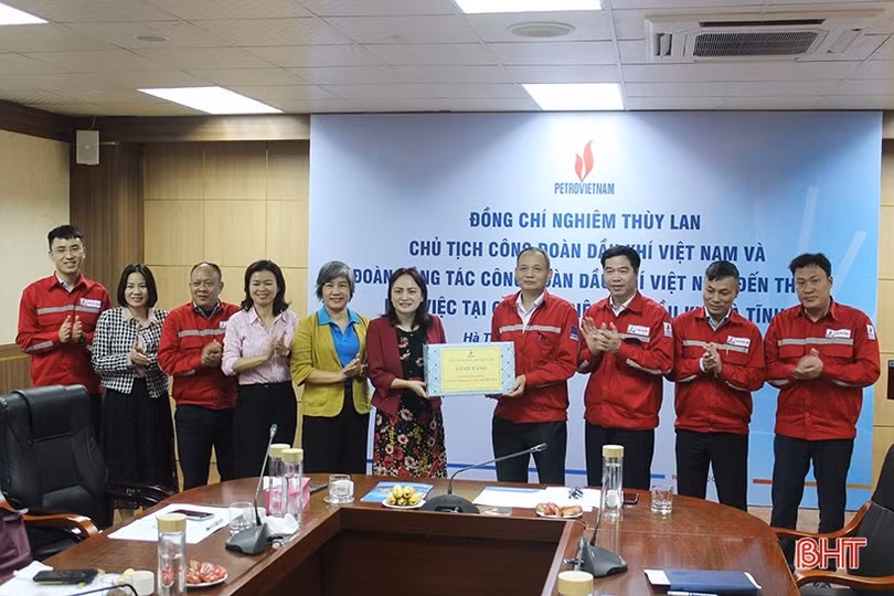 Công đoàn Dầu khí Việt Nam làm việc với Nhà máy Nhiệt điện Vũng Áng 1