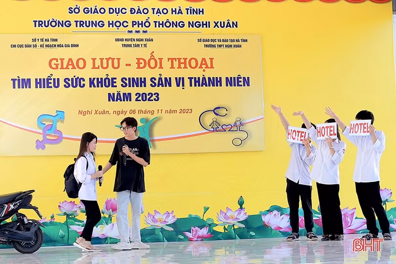 Đối thoại để tư vấn sức khỏe sinh sản vị thành niên