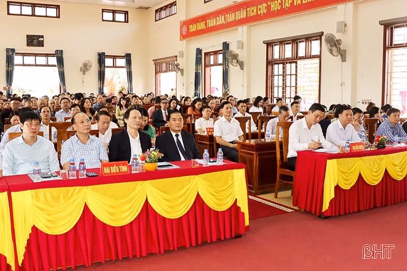 Thanh Bình Thịnh đón bằng công nhận xã NTM kiểu mẫu