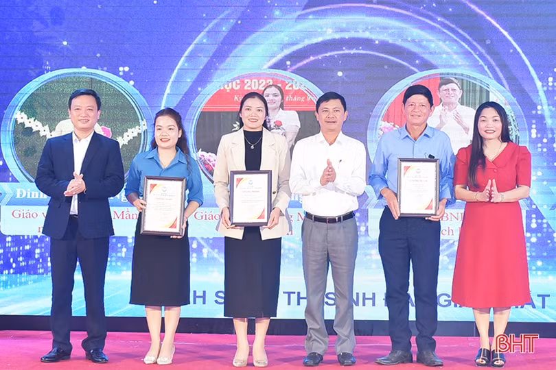 Khai mạc Hội chợ triển lãm công nghệ số Hà Tĩnh năm 2023