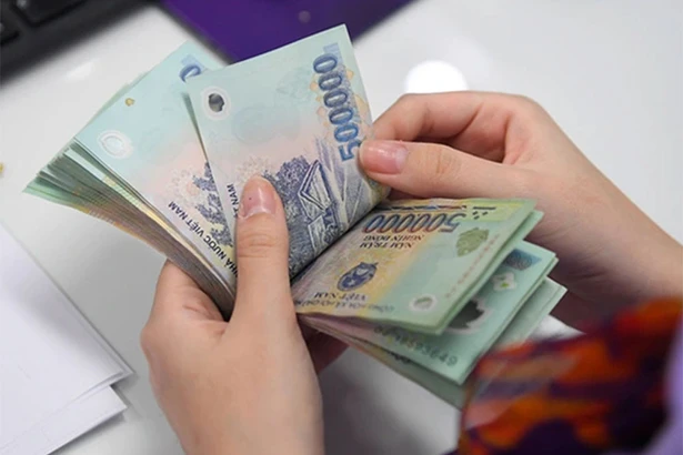 Đề xuất doanh nghiệp trả lương, thưởng Tết trước 20 ngày