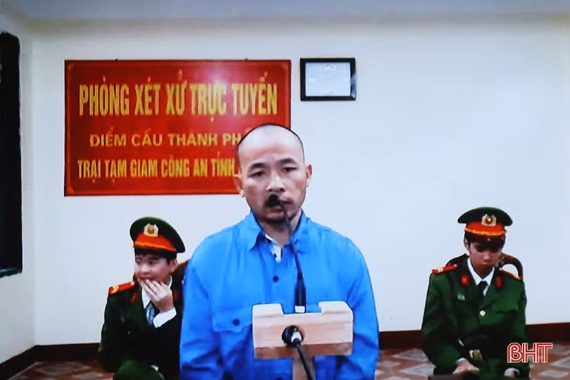 Thấy nhà dân không khóa cửa, lẻn vào trộm điện thoại
