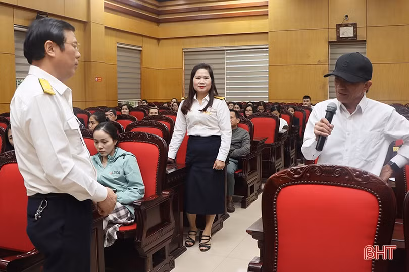 Cung cấp thông tin về hóa đơn điện tử và kế toán cho 200 hộ kinh doanh