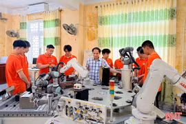 Công tác giáo dục hướng nghiệp ở Hà Tĩnh sẽ được triển khai phù hợp với từng cấp học