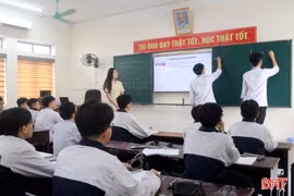1.026 thí sinh đạt giải Kỳ thi học sinh giỏi tỉnh Hà Tĩnh lớp 10