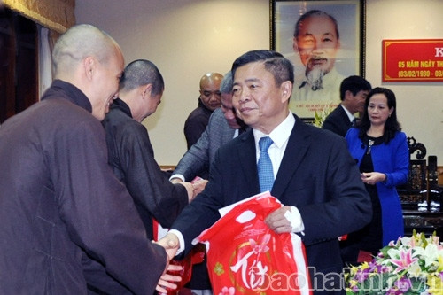 Ban Trị sự Phật giáo tỉnh chúc Tết Đảng bộ và nhân dân Hà Tĩnh ảnh 4