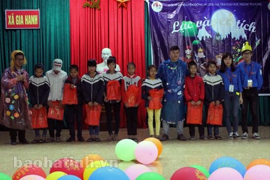 Xuân ấm áp, tươi vui cùng chương trình “Lạc vào cổ tích” ảnh 2