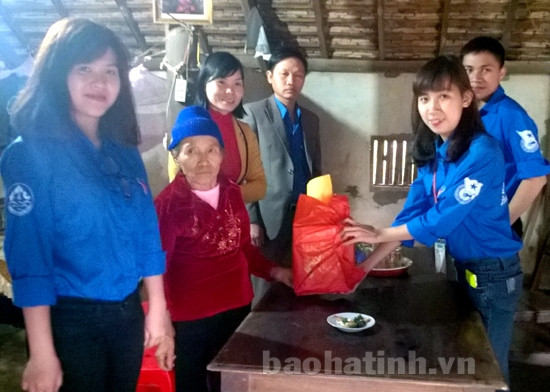 Xuân ấm áp, tươi vui cùng chương trình “Lạc vào cổ tích” ảnh 1