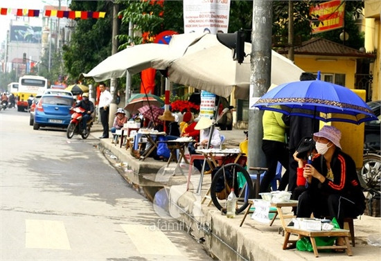 Thủ tướng: Nghiêm cấm đổi tiền lẻ “ăn” chênh lệch ảnh 1 Thủ tướng: Nghiêm cấm đổi tiền lẻ “ăn” chênh lệch ảnh 1