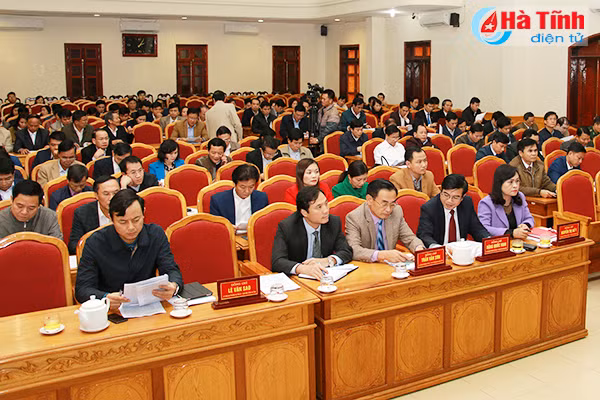 tao dong luc khoi day suc dan cung xay dung nong thon moi