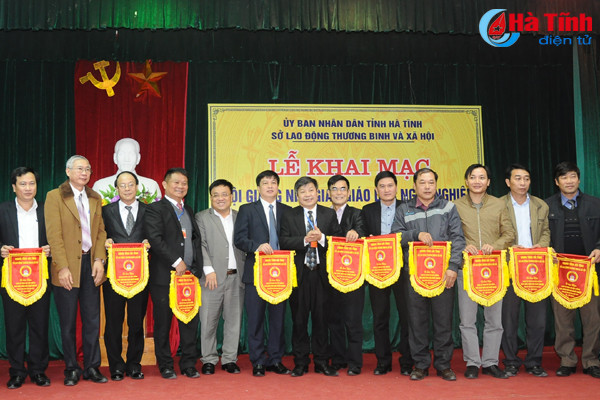 35 giao vien nghe tranh tai hoi giang giao duc nghe nghiep cap tinh