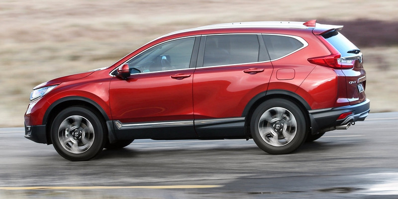 Ô tô SUV 7 chỗ ồ ạt ra mẫu mới: Vỡ mộng giảm giá 2018 ảnh 1 o to suv 7 cho o at ra mau moi vo mong giam gia 2018