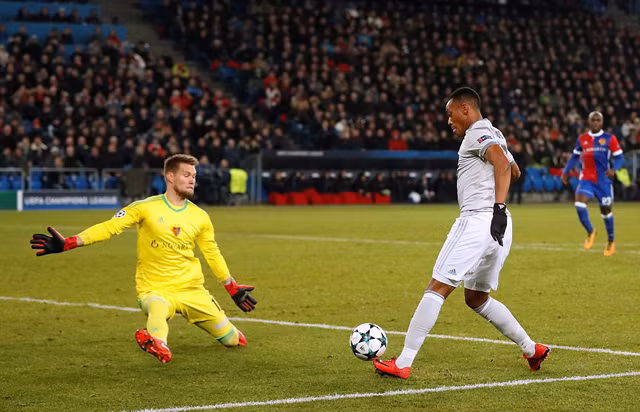 thung luoi phut 89 m u phai cho luot cuoi