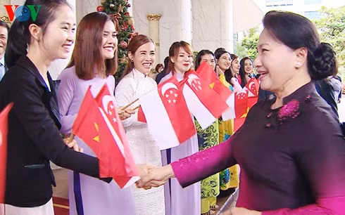 chu tich quoc hoi nguyen thi kim ngan den singapore