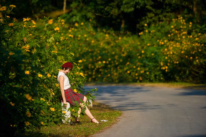 hoa da quy trai tham vang ruc ro o ba vi