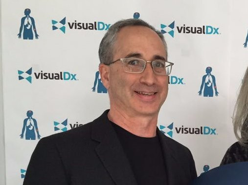 apple ra doi ung dung gia 100 usd phat hien benh da lieu qua anh chup