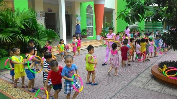 mua dong me cho con an mac the nay trach gi hoi ty con lai vao vien