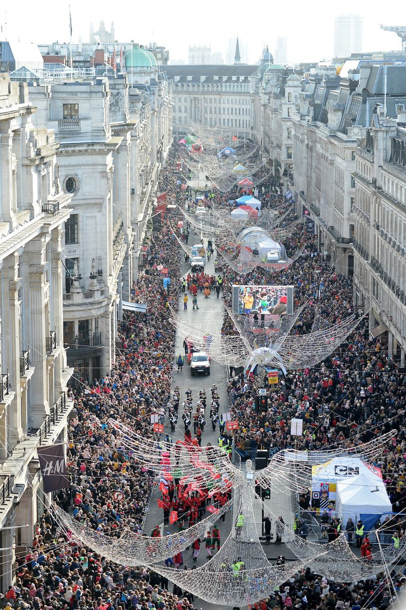 photo soi dong le dieu hanh giang sinh o london anh